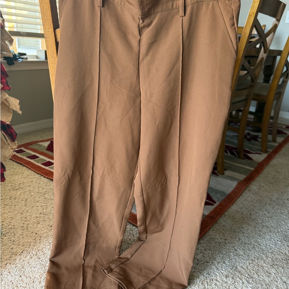 Chic Women's Brown Trousers